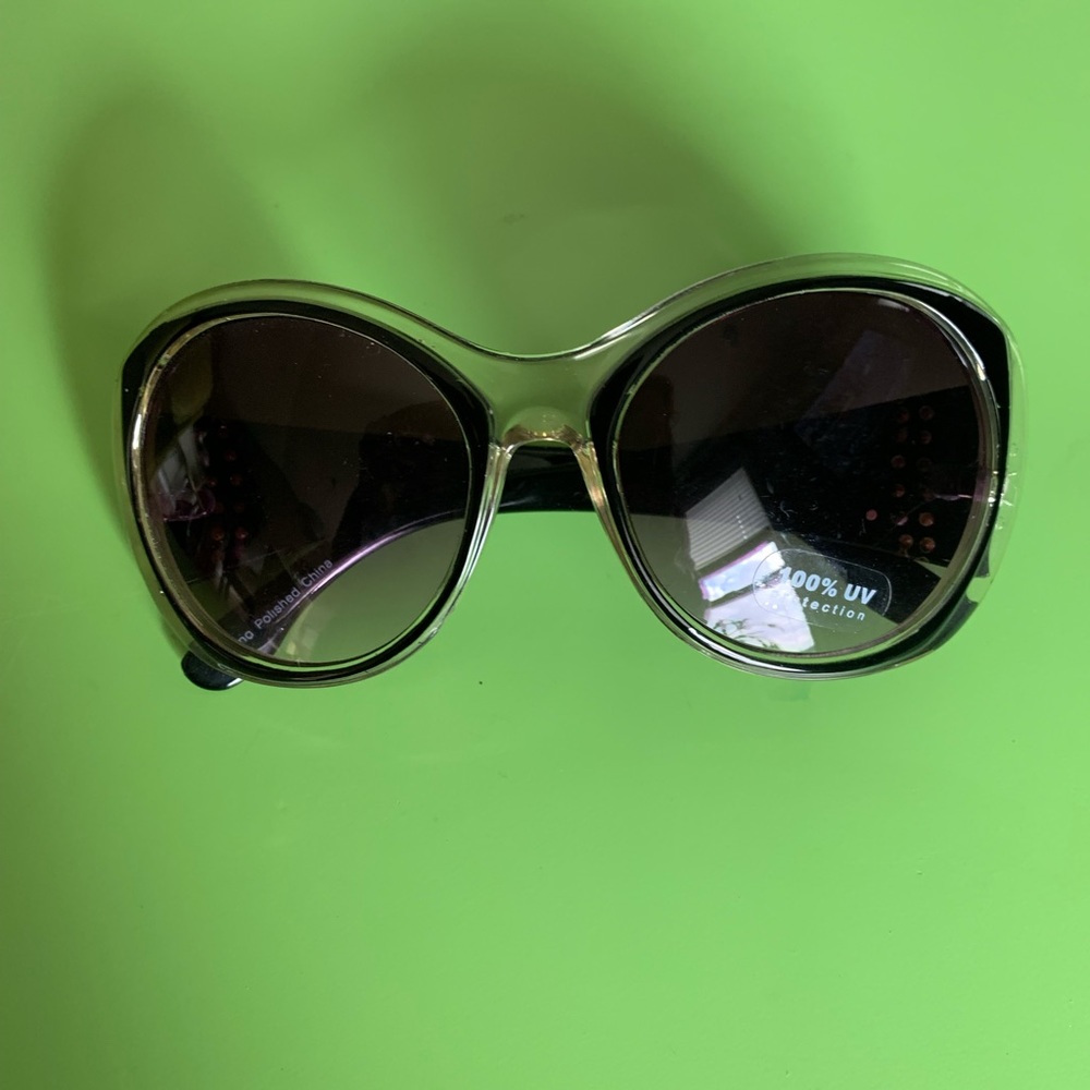 Sunglasses Women’s Oversized   Black UV Protection Rhinestone Classic Glam
